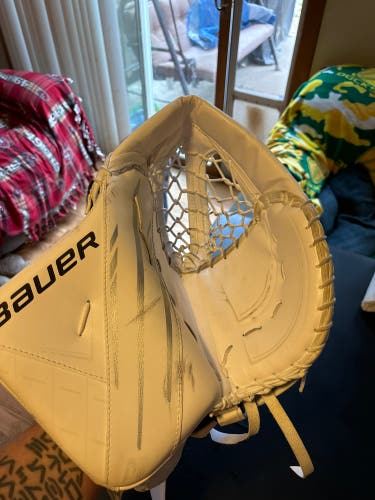 Bauer vapor 3x Goalie Glove