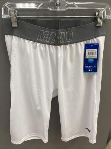 Mizuno WOMEN’S COMPRESSION SLIDING SHORT - New with Tags - Large