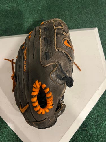 Nike baseball Glove