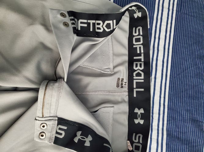 Used Youth Large Under Armour Pants