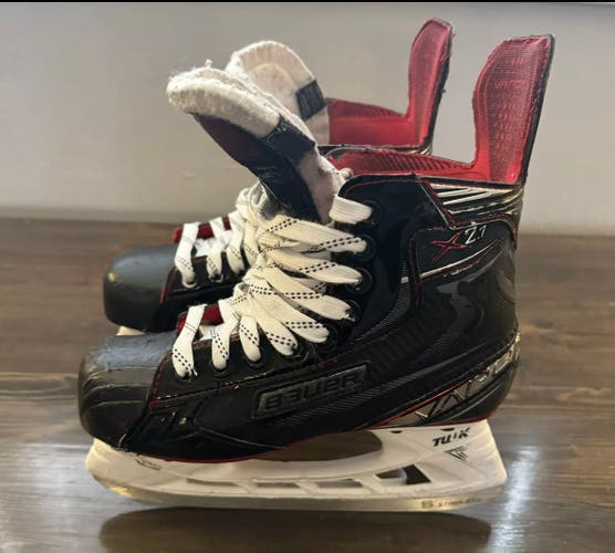 Bauer Vapor X2.7 Hockey Skates Size 3.5