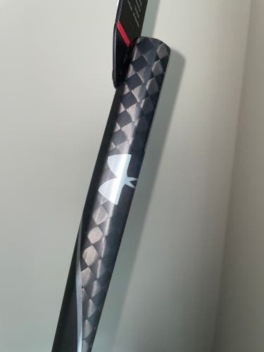 NEW UNDER ARMOUR UNDENIABLE COMPOSITE Womens Lacrosse Shaft RETAIL $100