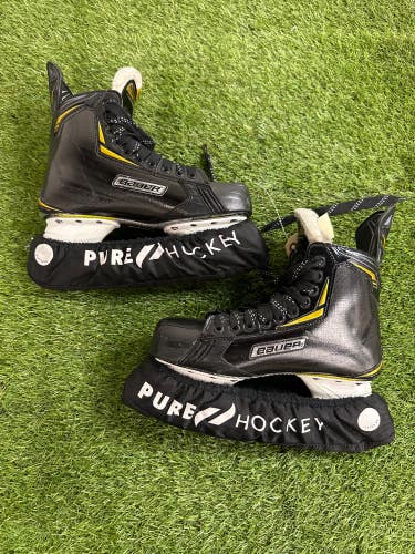 Used Senior Bauer Supreme 2S Hockey Skates Regular Width 8