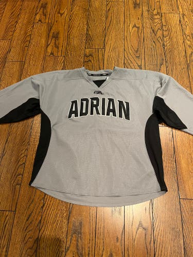 Hockey practice jersey