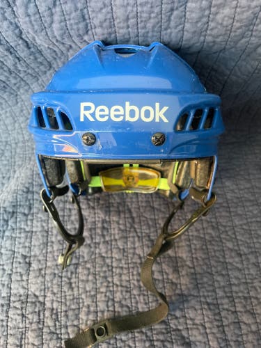 Reebok 11k Small helmet