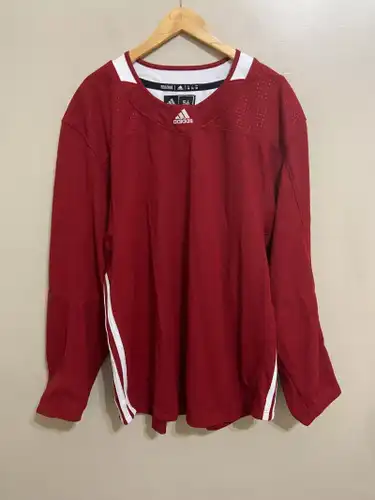 Adidas AdiTeam Three Stripe Hockey Jersey Size 56 Brick/Harvard Red *READ FULL DESCRIPTION*