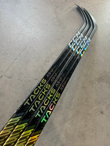 4 PACK NHL Seth Jones 90 Flex New Senior CCM Right Handed P29 Pro Stock Tacks AS-VI PRO Hockey Stick