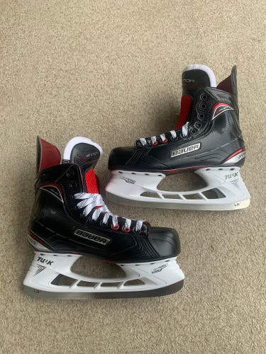 New Senior Bauer Vapor xselect Hockey Skates Regular Width 8