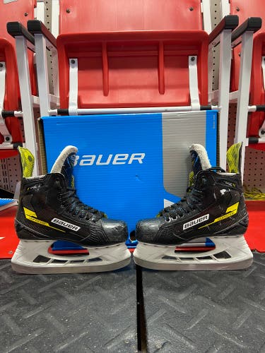 Used Bauer Supreme Ignite Pro Size 5 D Skates