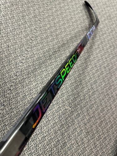 CCM Chrome Jetspeed FT7 Pro 80 flex P28 curve right hand stick