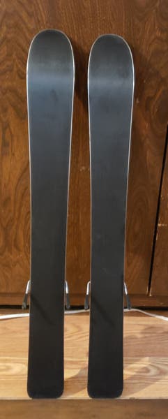 KIDS 80cm SKIS ROSSIGNOL ROOSTIE w/ROSSIGNOL 2.5 BINDINGS *USED