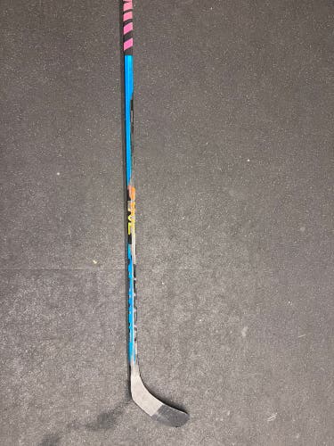 Used Senior Bauer Right Handed Nexus Sync Hockey Stick