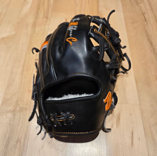 The JL Glove Co Infield Glove 11.5"