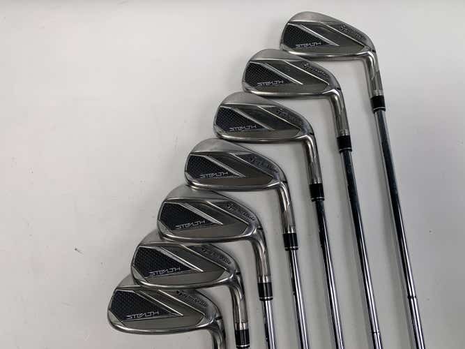 TaylorMade Stealth Iron Set 4-PW True Temper Dynamic Gold S300 Stiff RH