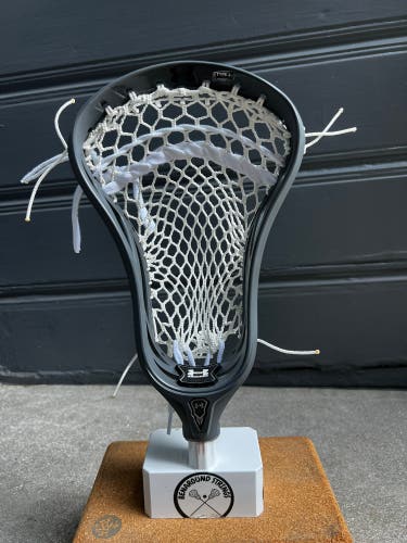 Under Armour Command D - Pro Strung Defense Head