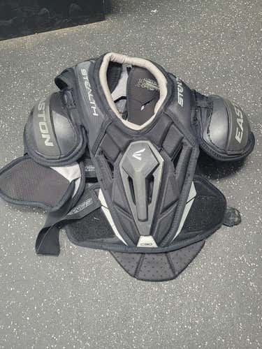 Used Easton Stealth Md Hockey Shoulder Pads