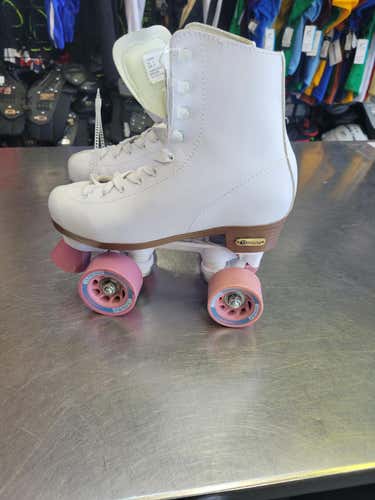 Used Chicago Ladies Rink Skates Senior 6 Inline Skates - Roller And Quad