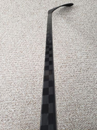 NEW! PRO Hockey Stick: Left 85 Flex Laine Curve