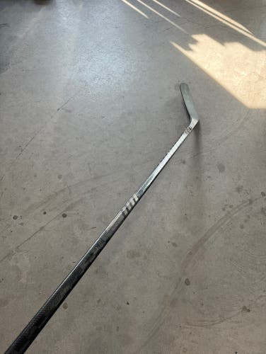 Used Senior Warrior Left Hand P88 Flex 70 Pro Stock Super Novium Hockey Stick