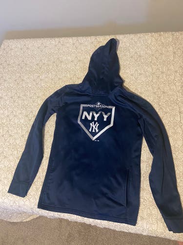 New York Yankees 2019 Playoff Sweatshirt