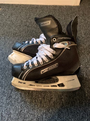 Bauer Supreme One05 Hockey Skates 8 (Regular)