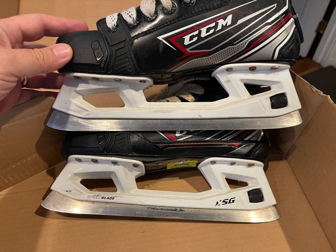 Size 5.5 Used CCM Jetspeed FT480 Goalie Skates