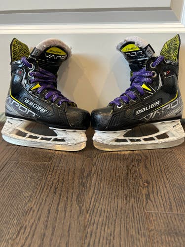 Used Youth Bauer Vapor 3X Hockey Skates Regular Width 10