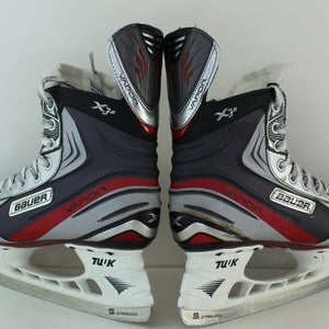 Used Like New Bauer Vapor X3.0 Hockey Skates Regular Width Size 5.5 (Men/Boy 7 Shoe)