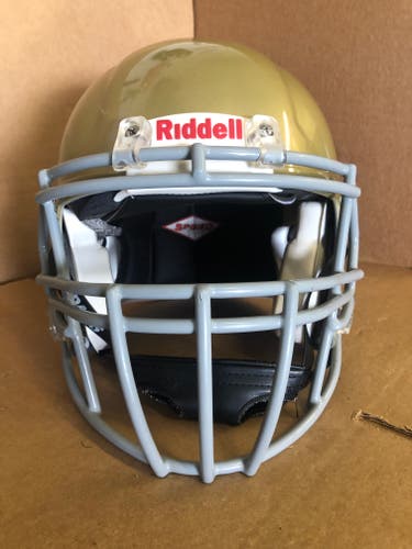 USED RIDDELL ADULT SPEED FOOTBALL HELMET - MEDIUM - VEGAS GOLD