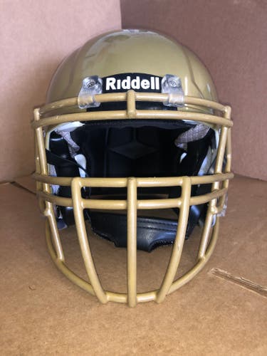 USED RIDDELL ADULT SPEED FOOTBALL HELMET - MEDIUM - VEGAS GOLD