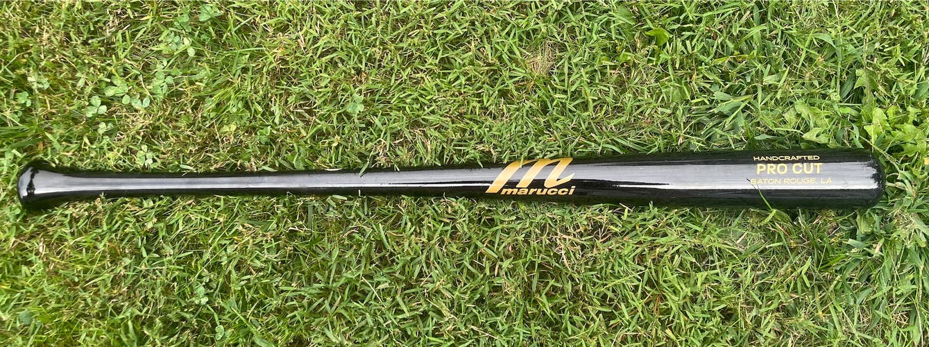 New Marucci Pro Cut Wood Bat 33"