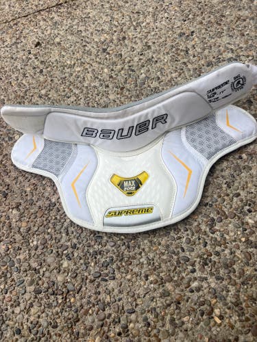 Bauer Supreme MAX SORE JR Goalie Neck Guard