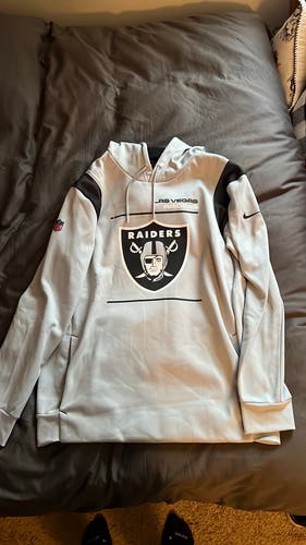 Brand new Nike Las Vegas raiders, NFL sweatshirt