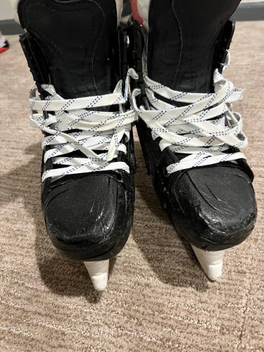 Used Senior Bauer  9 Vapor Hyperlite Hockey Skates