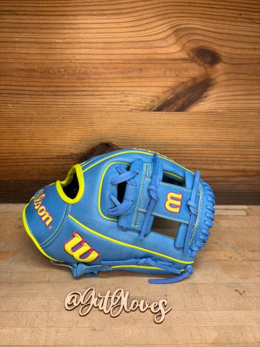 2024 Wilson 11.5" A2000 1786 Baseball Glove