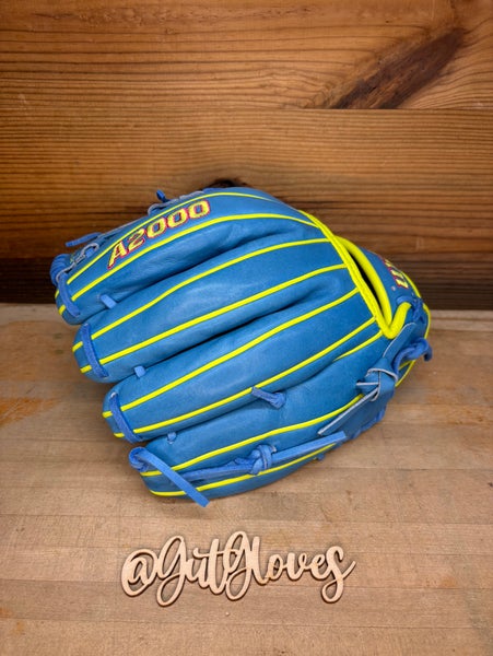 Wilson 11.5" A2000 1786 Baseball Glove