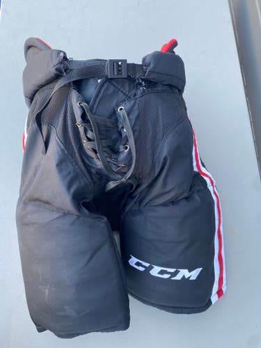 CCM HP45 Pro Stock Hockey Pants Large Chicago Blackhawks 91853