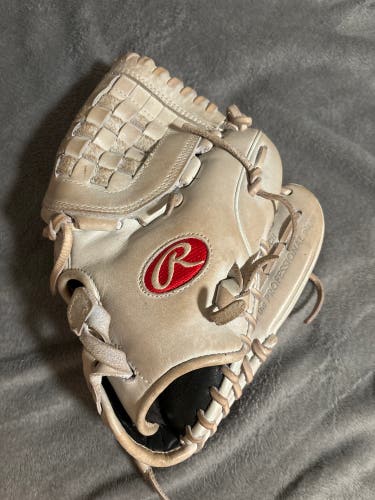 Used 2023 Infield 11.5" Liberty Advanced Softball Glove