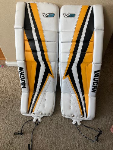 Used  Vaughn  Velocity V9 Goalie Leg Pads