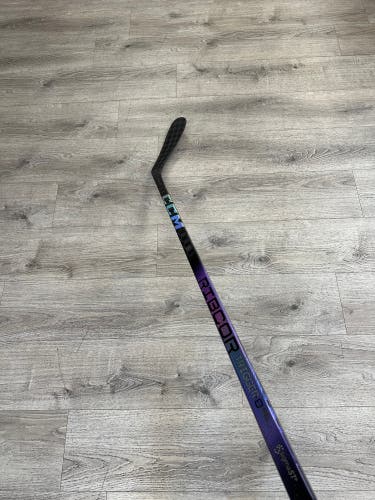 *Like New* Ccm Trigger 8 Pro 85 Flex P90 Custom