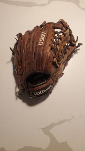 Wilson Right Hand Throw A950 Baseball Glove 11.75"