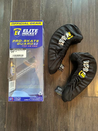 New Elite Hockey Pro Skate Guards Soakers Youth Small Fits Up To Size 13