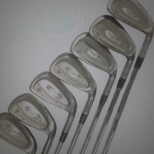 Used Men's Dunlop TOUR TI Right Handed Iron Set Regular Flex 7 Pieces Steel Shaft