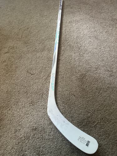 Used Junior Bauer 50 Flex Left Hand P92 Proto-R Hockey Stick