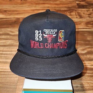 Vintage Rare Chicago Bulls 3-Peat NBA World Champions Sports Snapback Vtg Hat