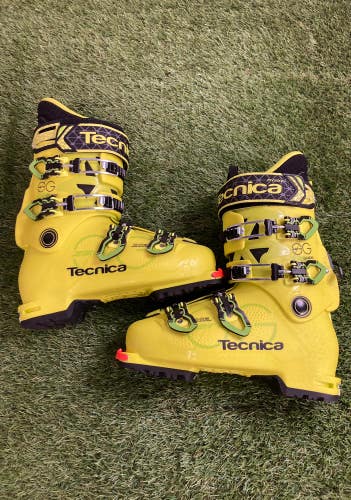 New Men's Tecnica Zero G Guide Pro All Mountain Ski Boots Medium Flex (26.5 - 305mm)