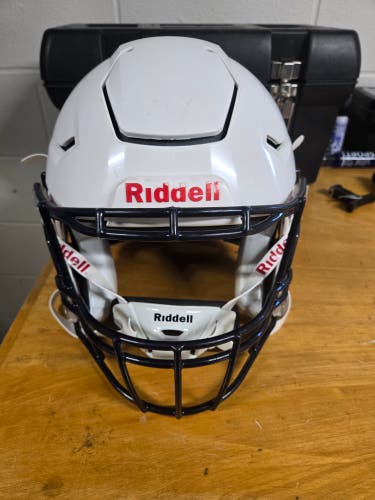 Used Large Adult Riddell SpeedFlex Helmet