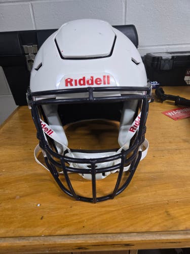 Used Large Adult Riddell SpeedFlex Helmet