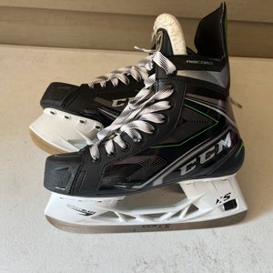 Used Senior CCM RibCor 86K Hockey Skates Regular Width Size 6.5