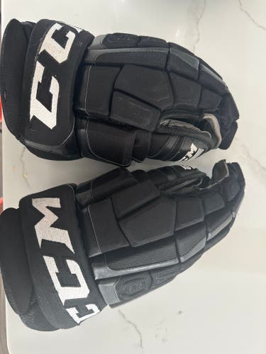 CCM pro stock 15” gloves